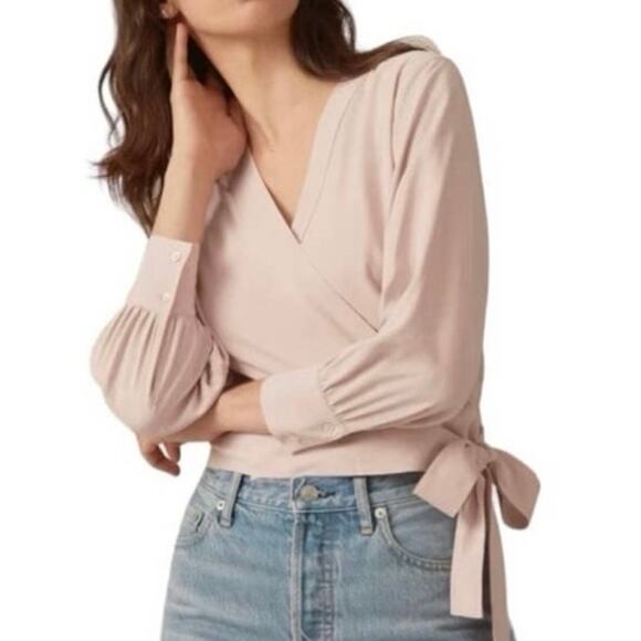 Everlane Tops - Everlane The Washable Silk Wrap Top in Rose Pink Size 6 No Flaws